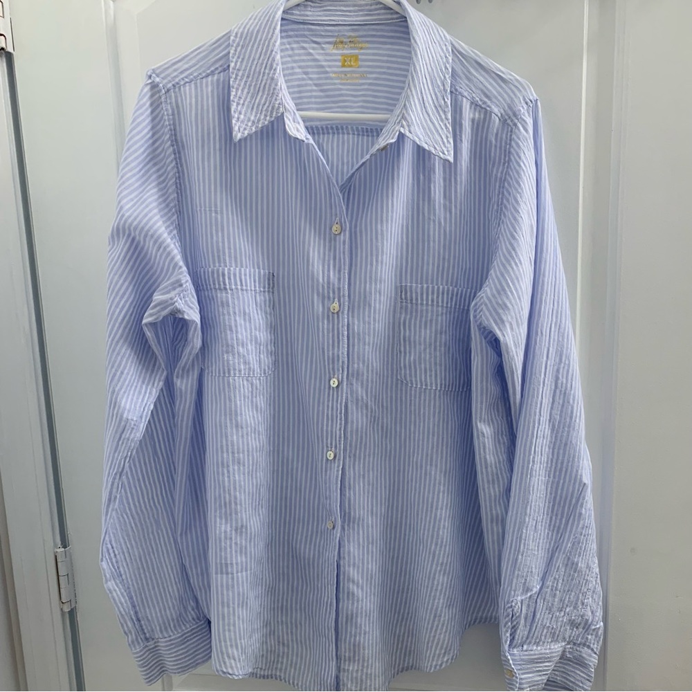 Lilly Pulitzer White and Blue Striped Shirt